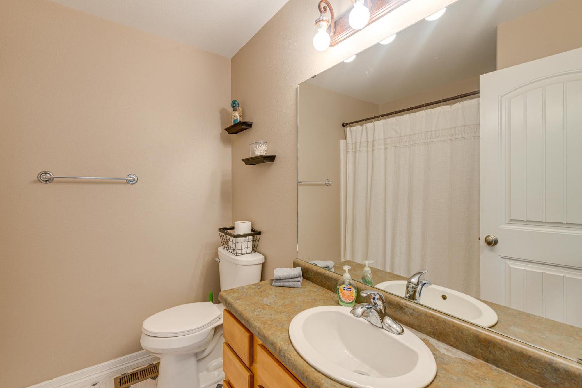 Inviting Cheyenne Townhome About 4 Mi To Downtown Exterior photo